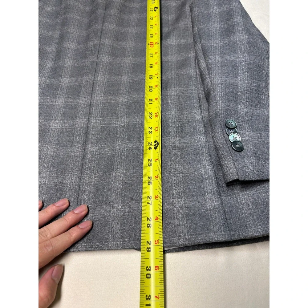 Hugo Boss Hutsons4 Grey Plaid Virgin Wool‎ Blazer Sport Coat Mens 38R Lanificio